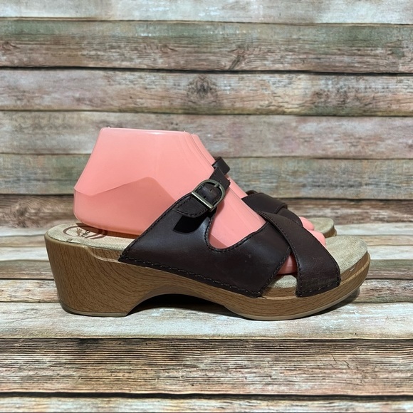 Dansko Brown Leather Sela Sandals - Picture 3 of 8